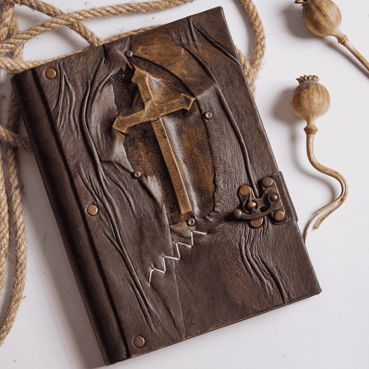 Hatıra Defteri El Yapımı Hakiki Deri Günlük Şamua Kağıt Haç