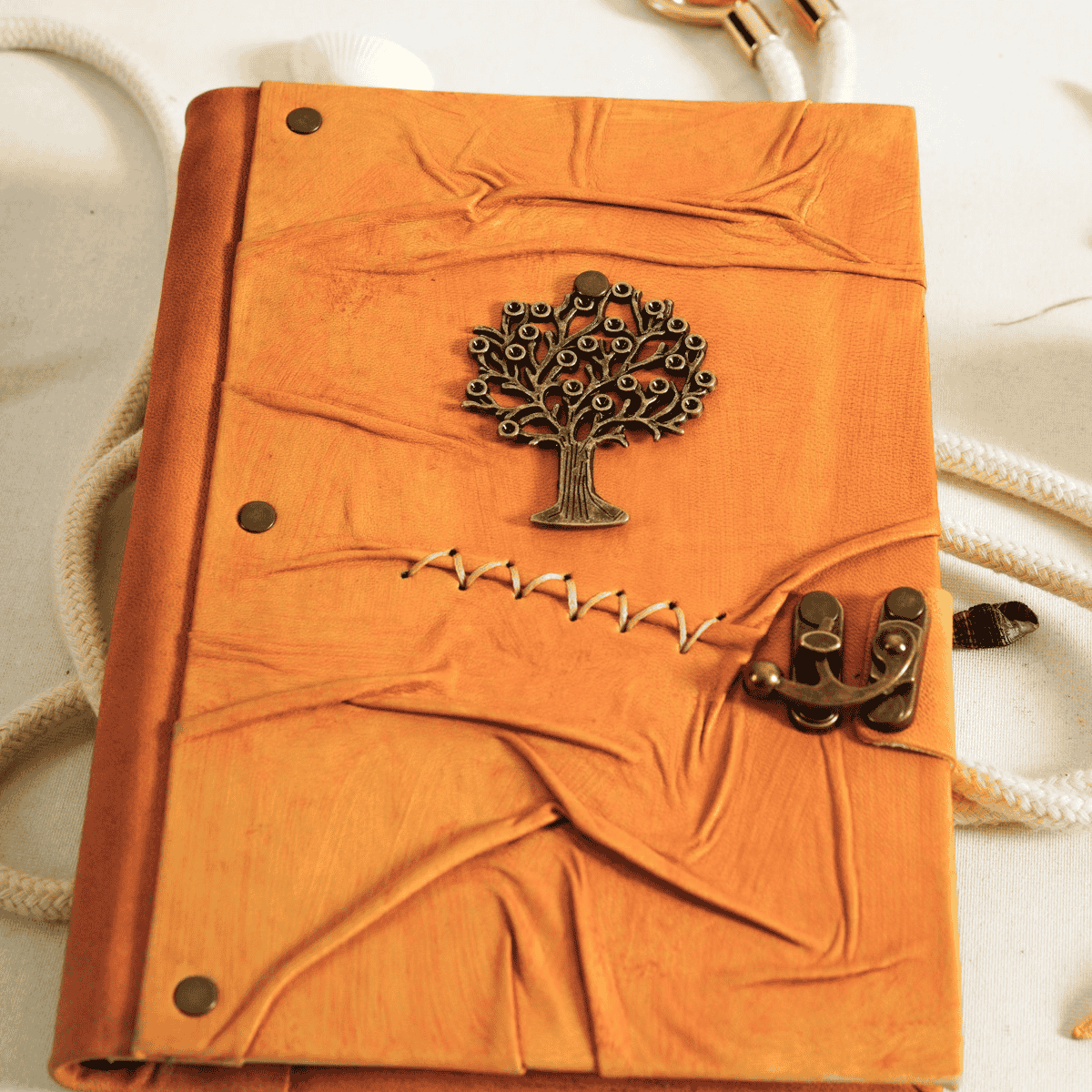 Hatıra Defteri El Yapımı Hakiki Deri Günlük Şamua Kağıt Metal Hayat Ağacı