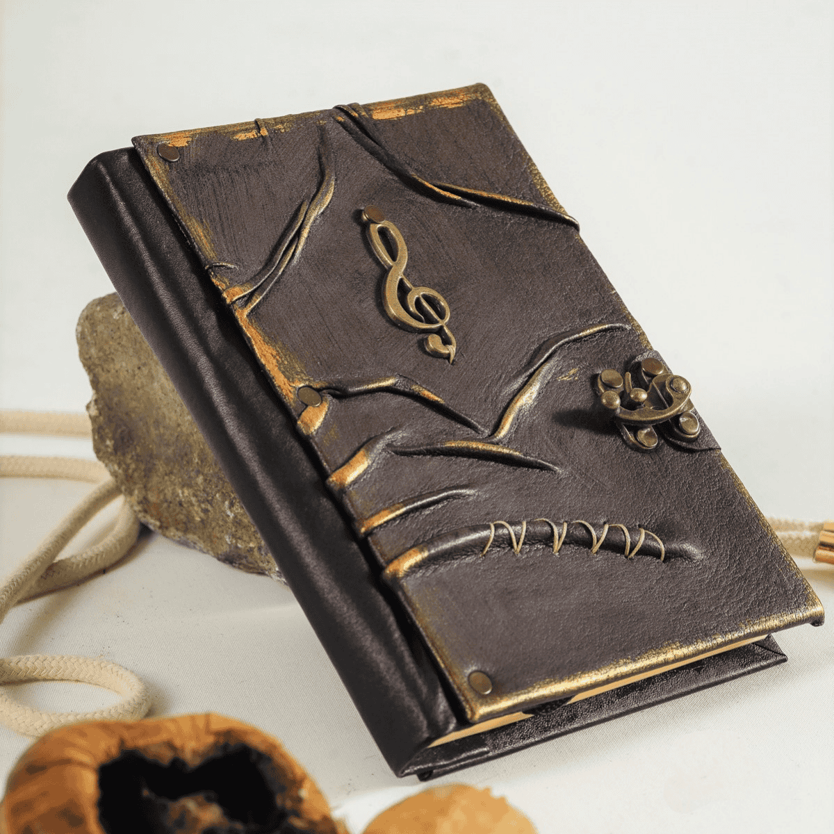 Hatıra Defteri El Yapımı Hakiki Deri Günlük Şamua Kağıt Sol Anahtarı