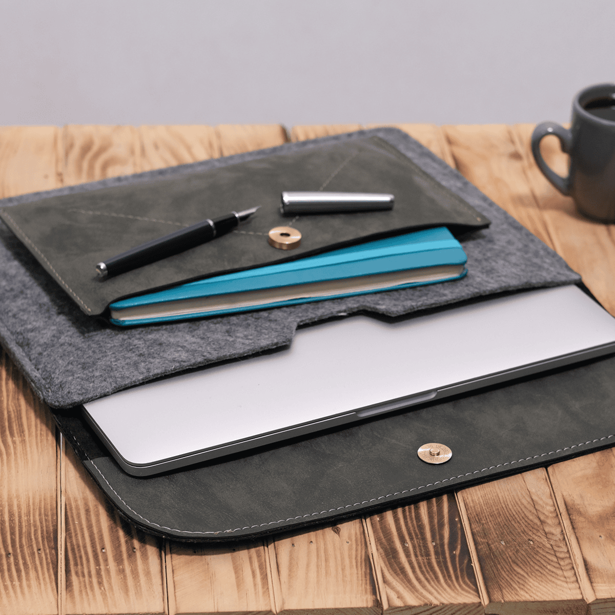 Keçe Laptop Kılıfları 13-13.3-14 inç Macbook Air Ve Ultrabook / Evrak Çantası Yeşil